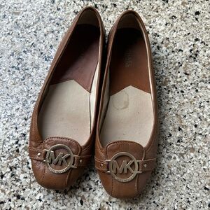 MICHAEL KORS FLATS